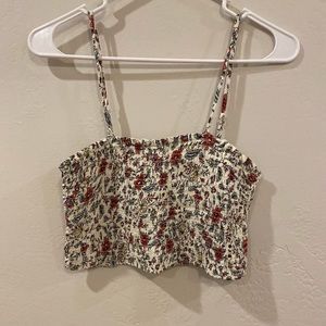 Women’s cropped floral tank | city studios | size medium